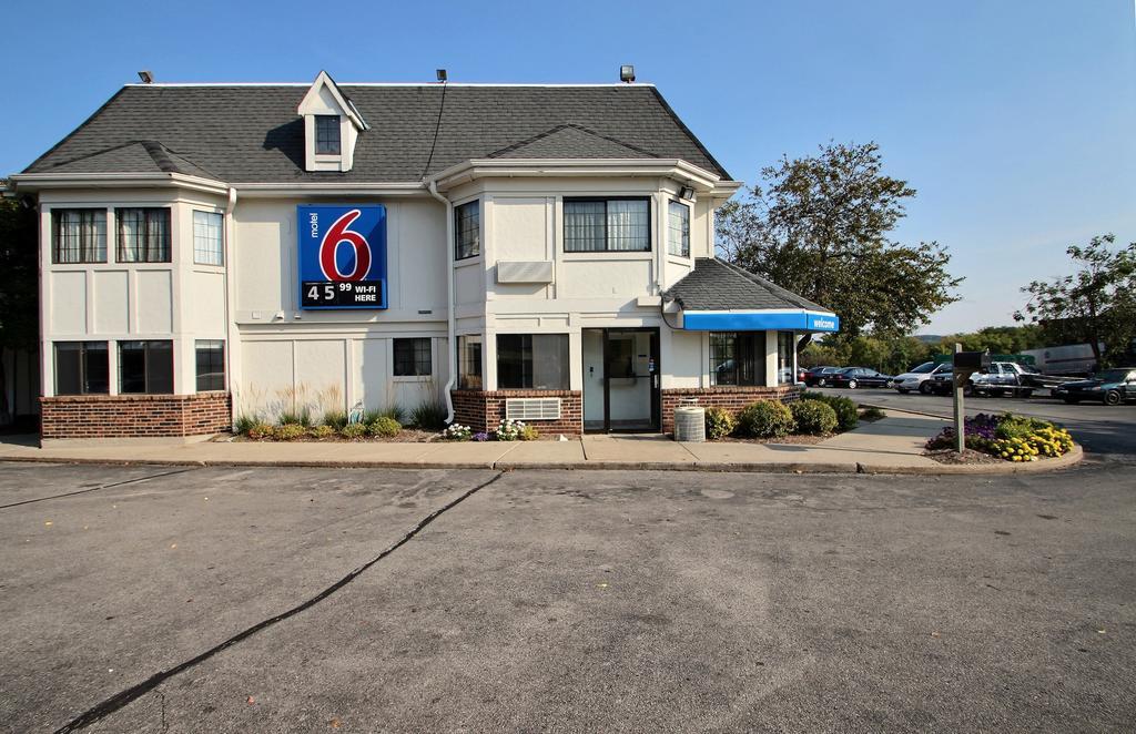Motel 6 Milwaukee West - Brookfield Luaran gambar