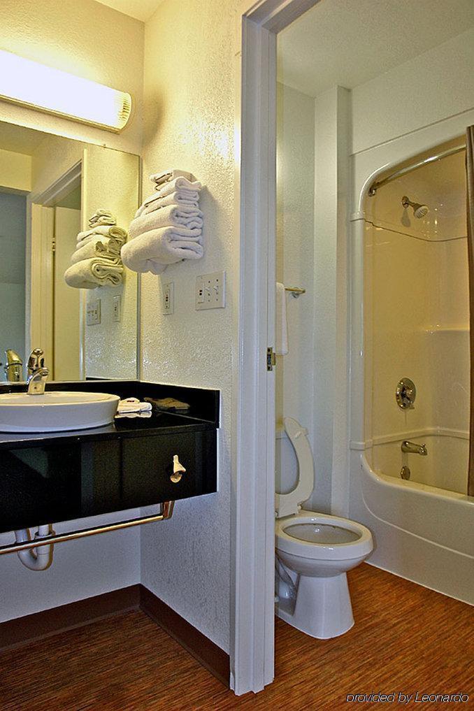 Motel 6 Milwaukee West - Brookfield Luaran gambar