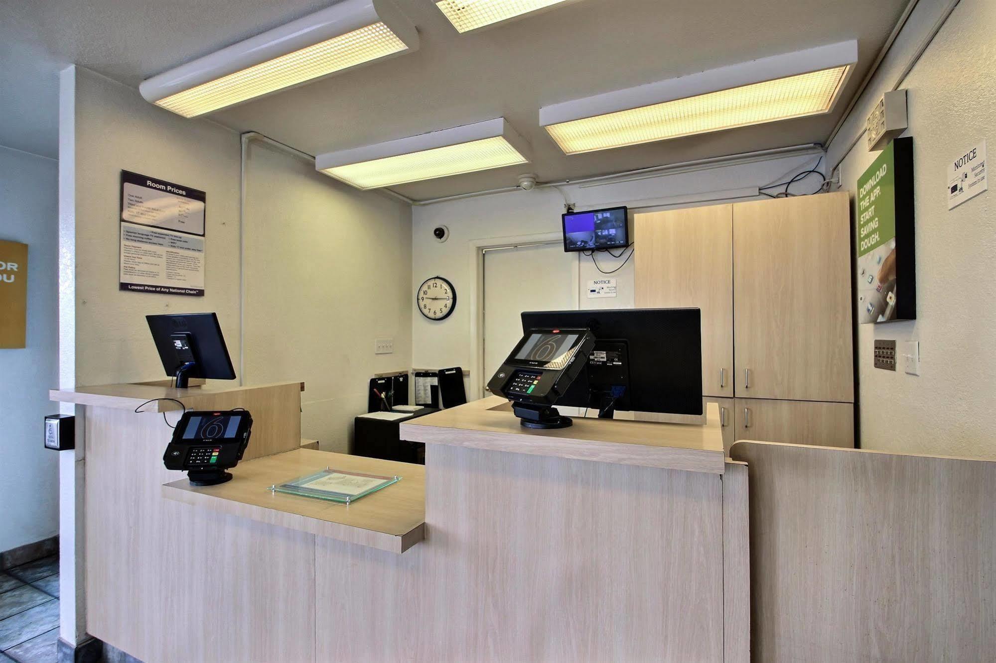 Motel 6 Milwaukee West - Brookfield Luaran gambar